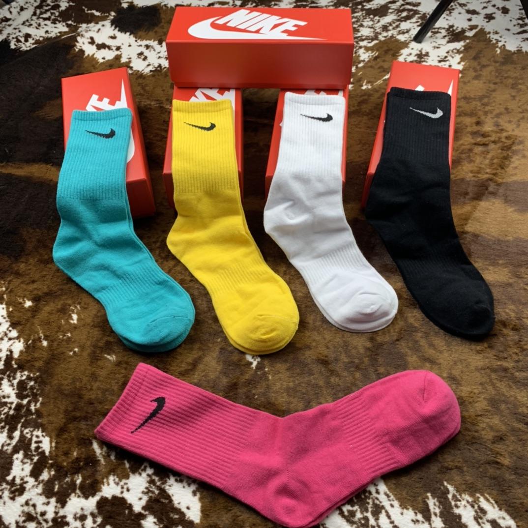 Nike Socks /Box - DesignerGu