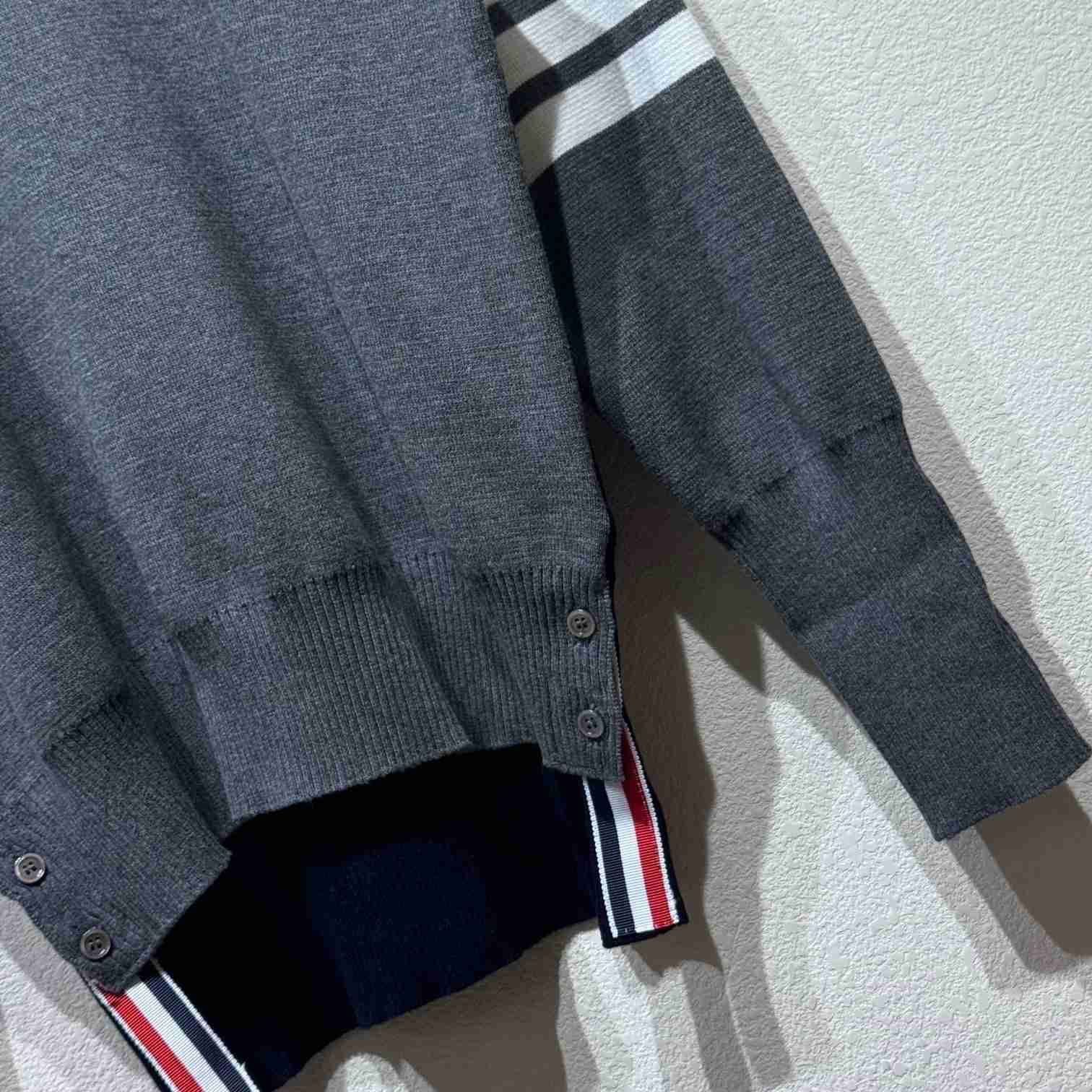 Thom Browne 4-Bar Knitted Sweater - DesignerGu