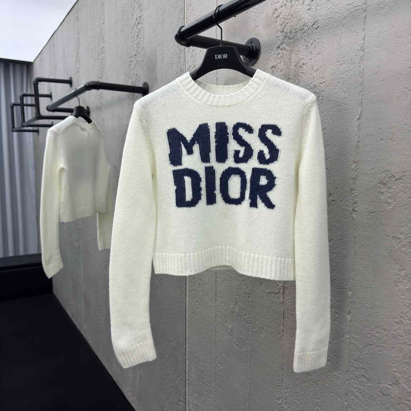 Dior Sweater - DesignerGu