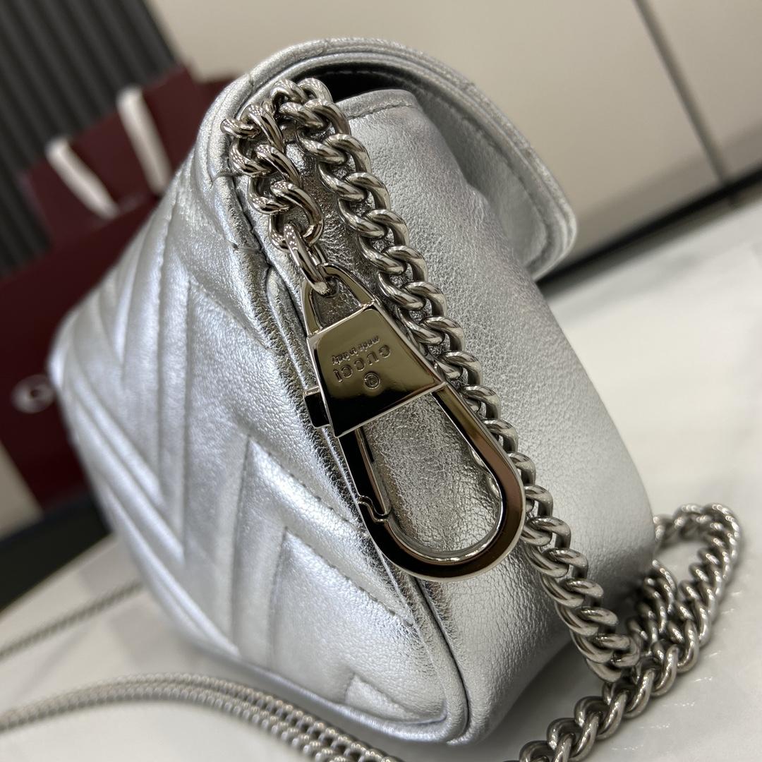 Gucci GG Marmont Super Mini Bag - DesignerGu