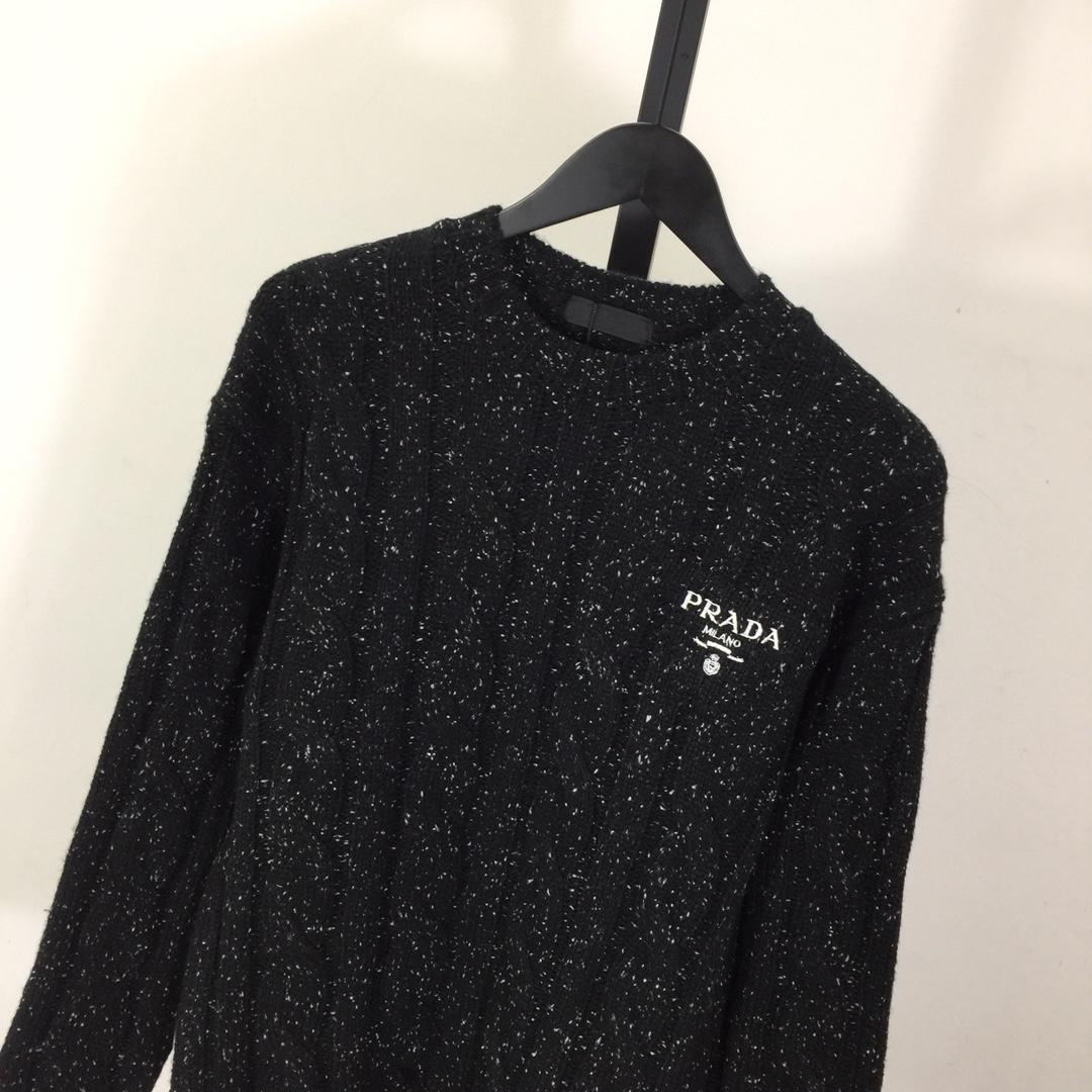 Prada Logo Sweater - DesignerGu