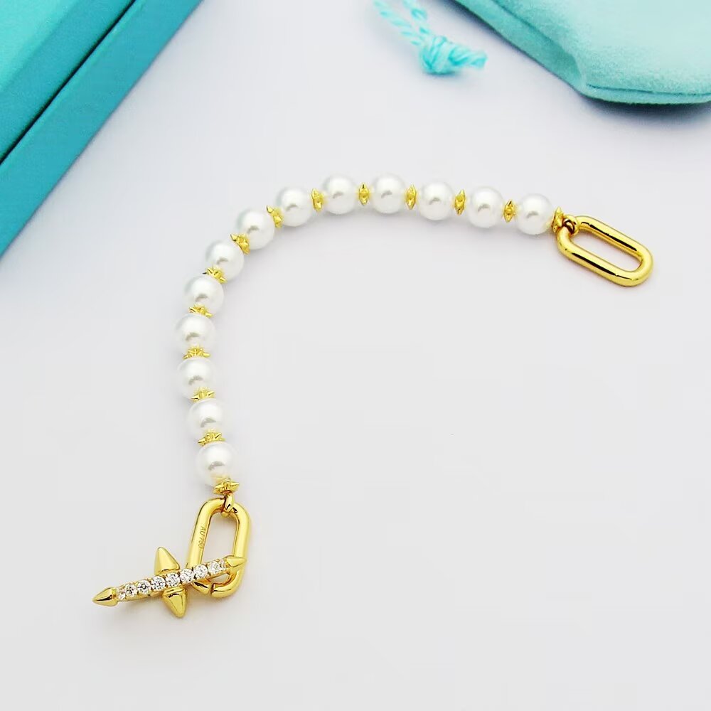 Tiffany & Co. Pearl Bracelet - DesignerGu