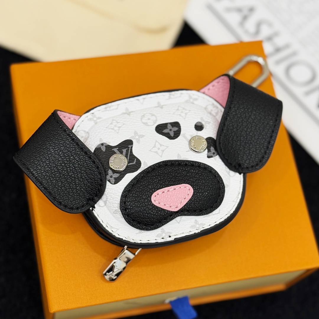 Louis Vuitton 57th Street NYC LV Dog Bag Charm  M02272 - DesignerGu