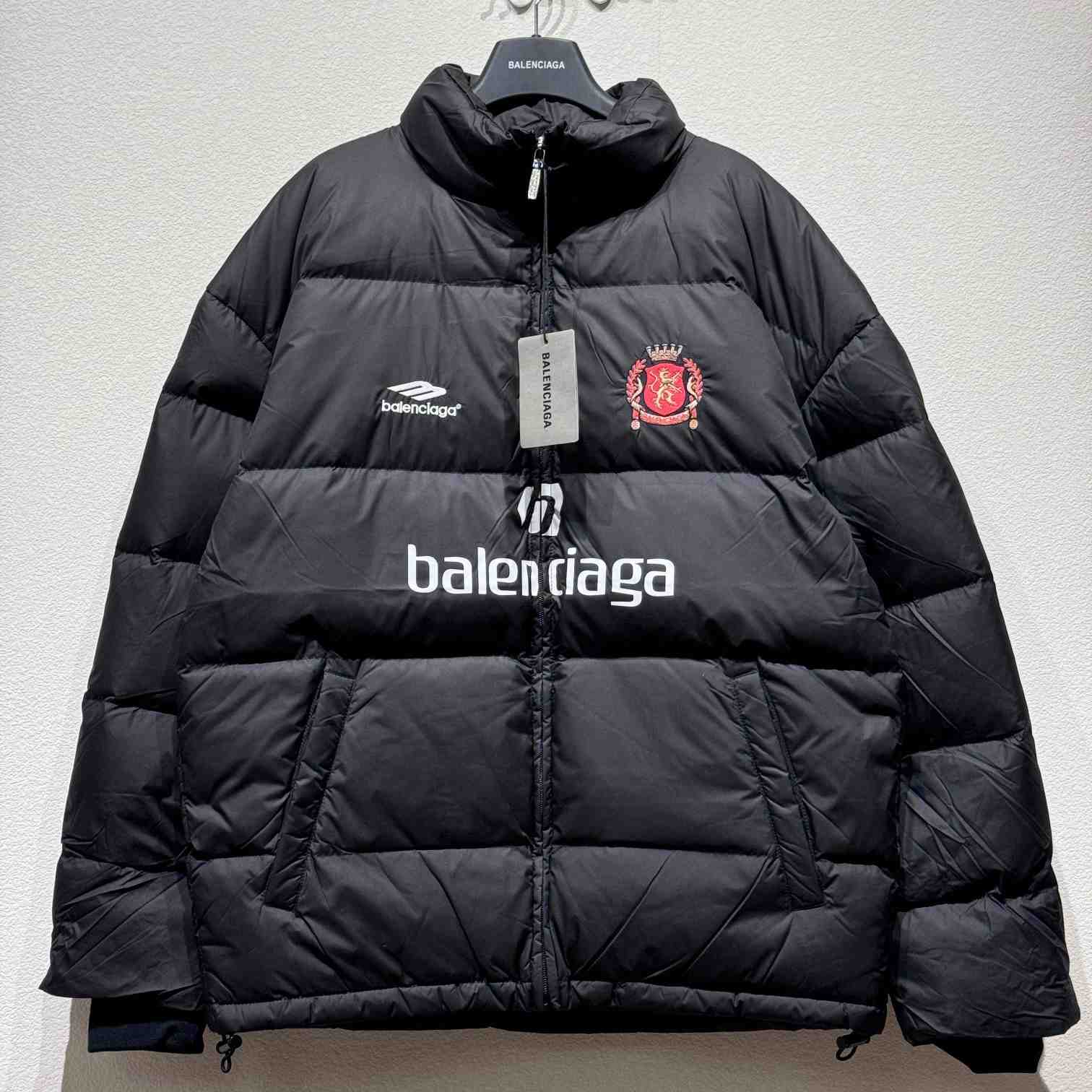 Balenciaga Soccer Oversized Puffer Jacket - DesignerGu