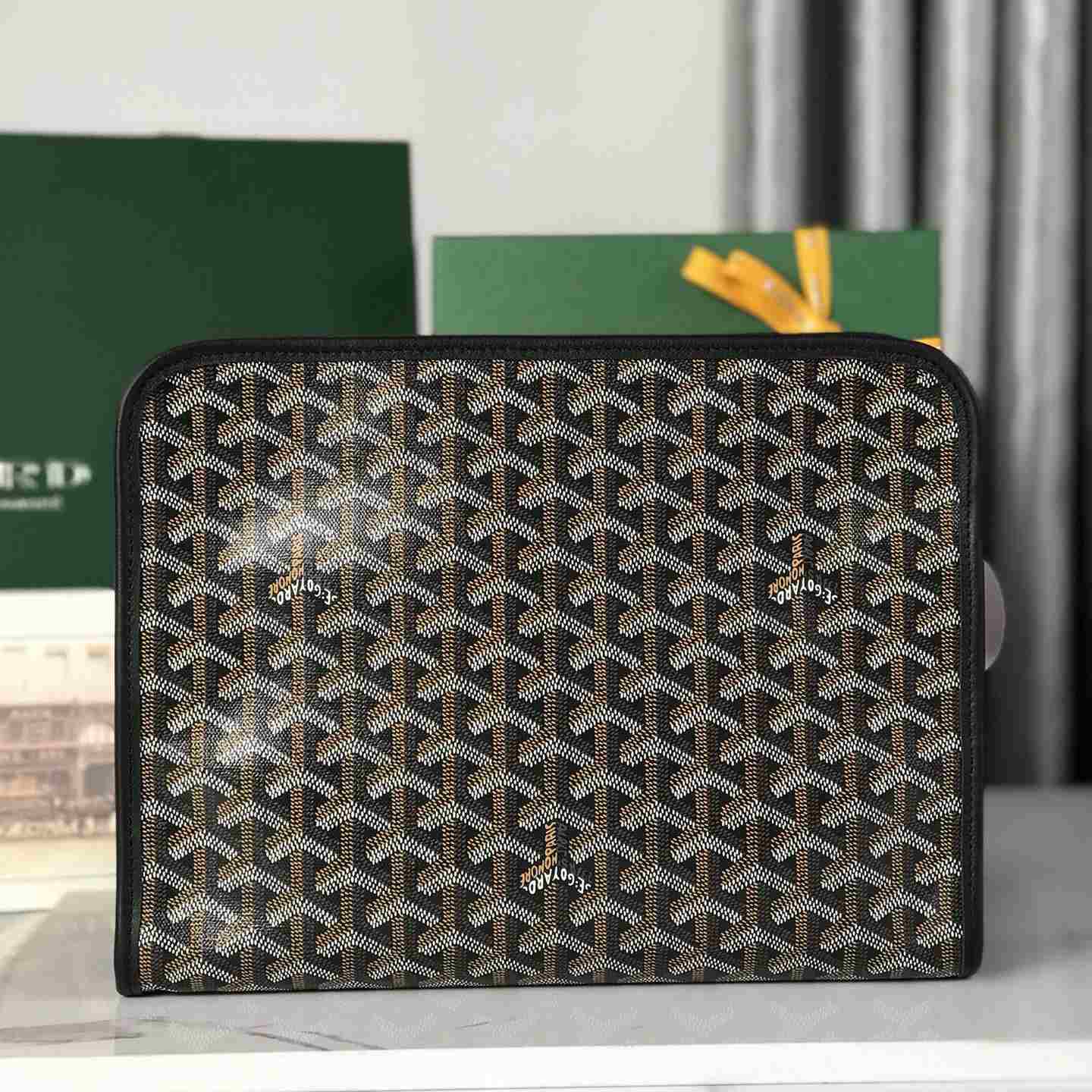 Goyard Jouvence GM Toiletry Bag - DesignerGu