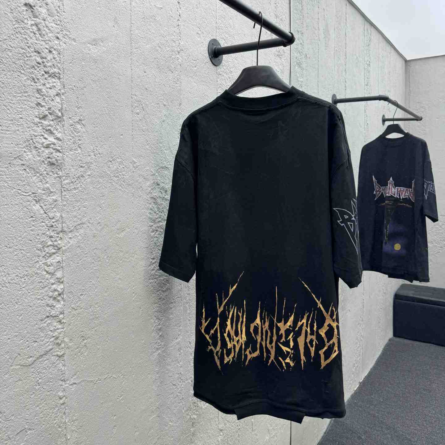 Balenciaga Paris Moon Upside Down T-Shirt Oversized In Black - DesignerGu