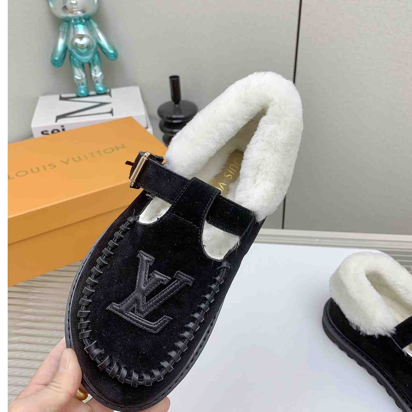 Louis Vuitton Colorado Comfort Mary Jane    - DesignerGu