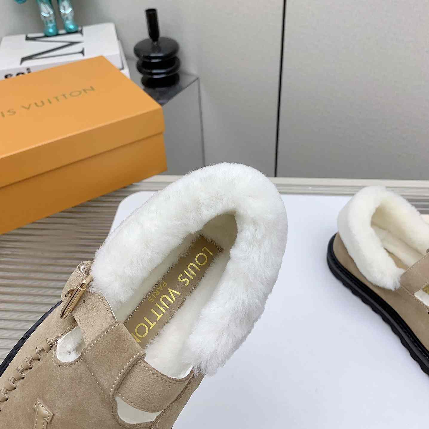 Louis Vuitton Colorado Comfort Mary Jane    - DesignerGu