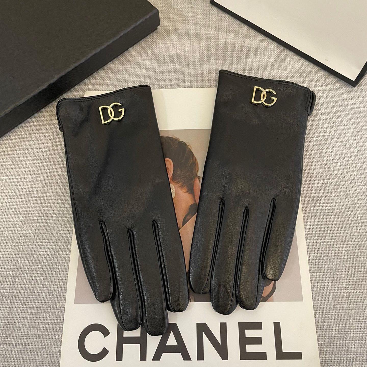 Dolce & Gabbana Gloves  - DesignerGu