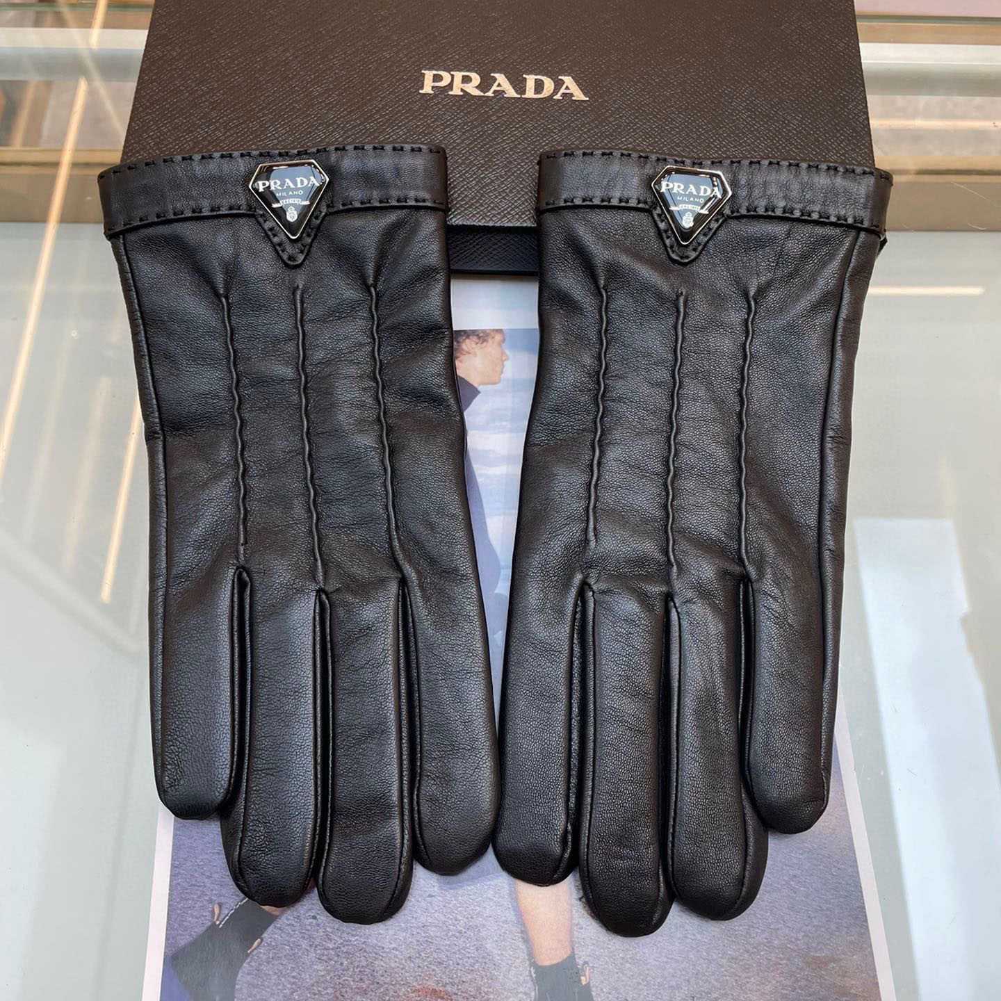 Prada Gloves  - DesignerGu