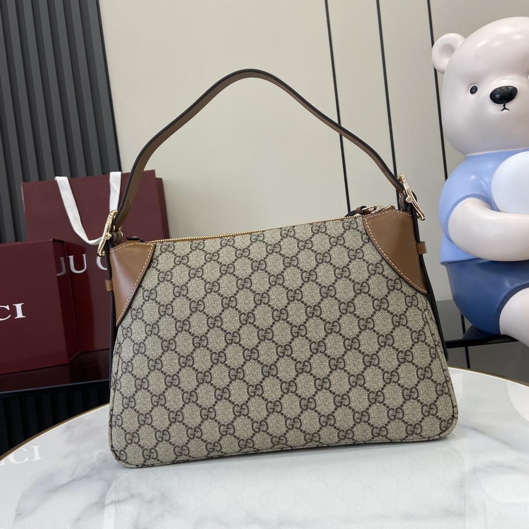 Gucci GG Emblem Medium Shoulder Bag - DesignerGu