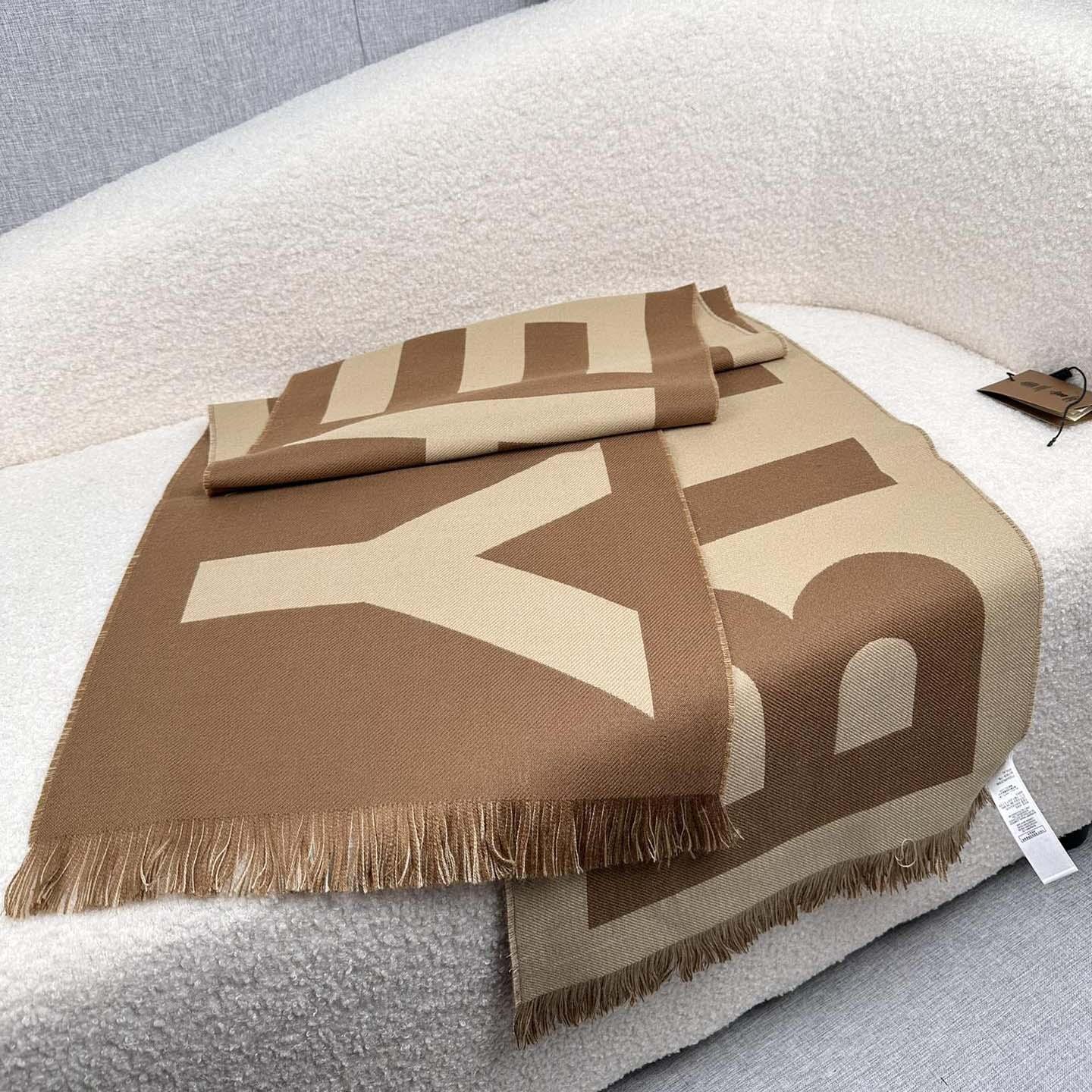 Burberry Logo Wool Jacquard Scarf - DesignerGu