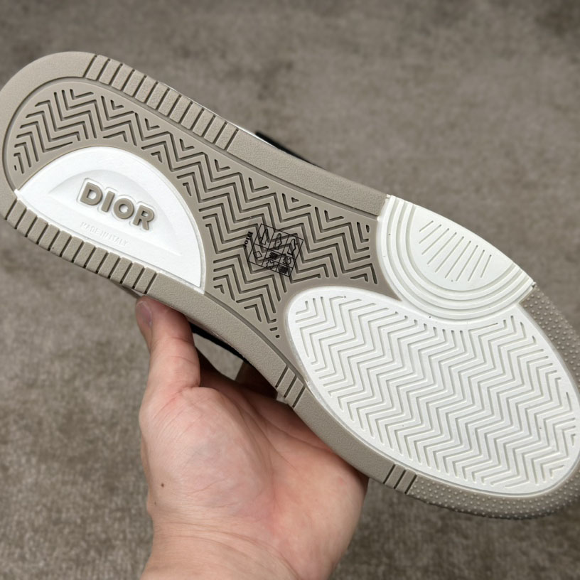 Dior B57 Low-Top Sneaker - DesignerGu