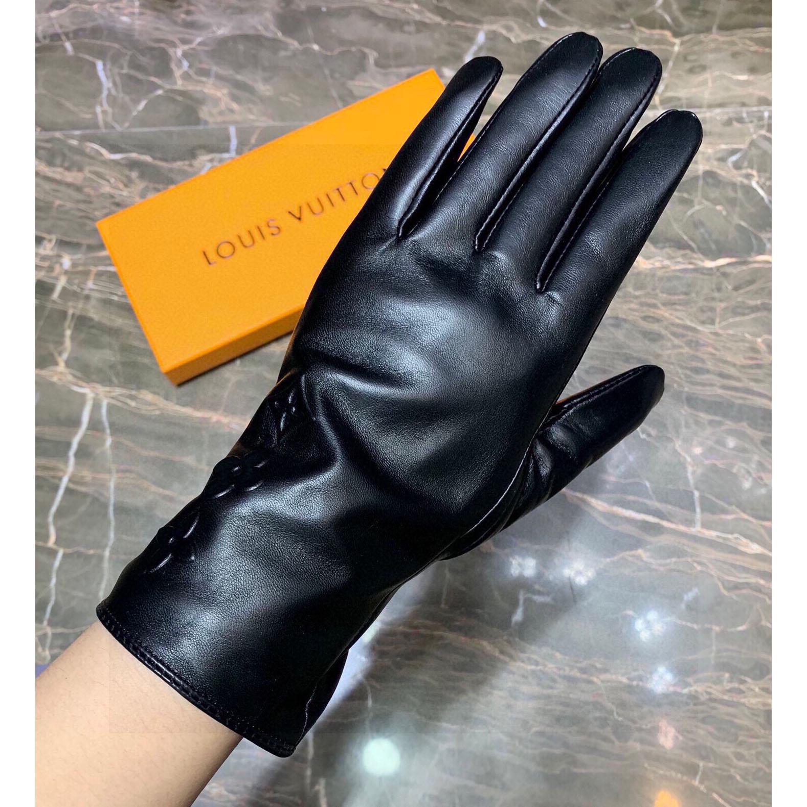 Louis Vuitton Gloves  - DesignerGu