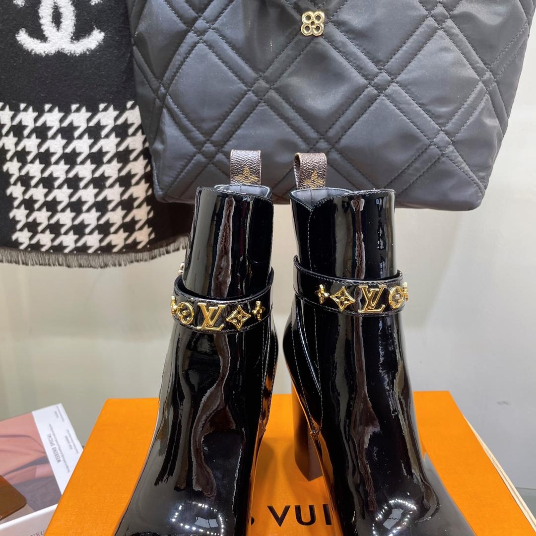 Louis Vuitton Ankle Boot - DesignerGu