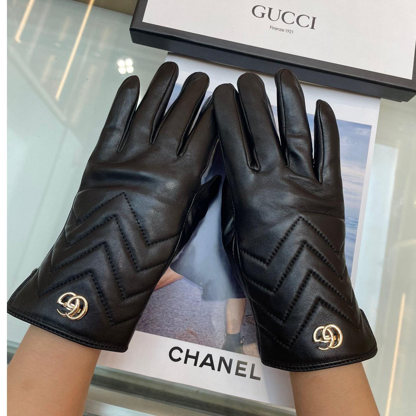 Gucci Gloves  - DesignerGu