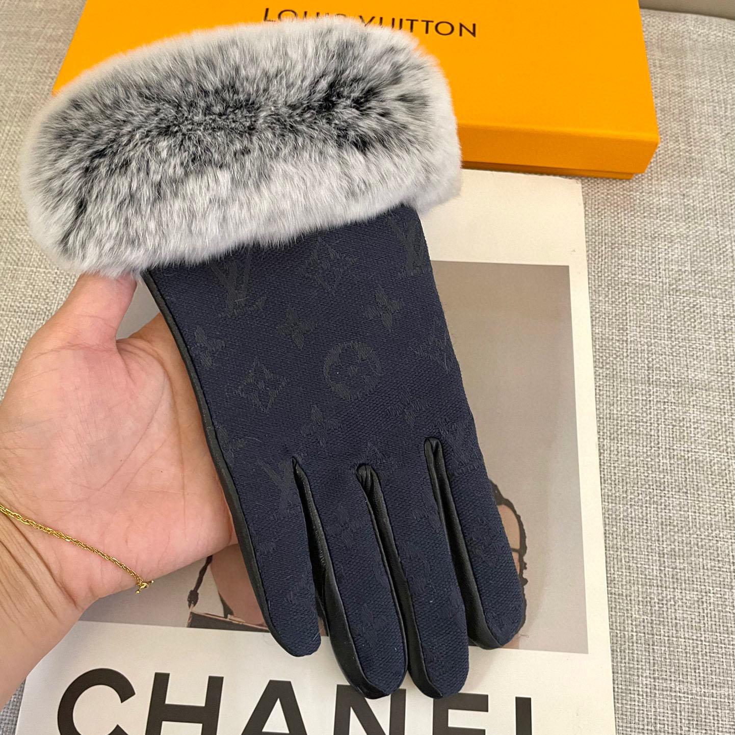 Louis Vuitton Gloves  - DesignerGu