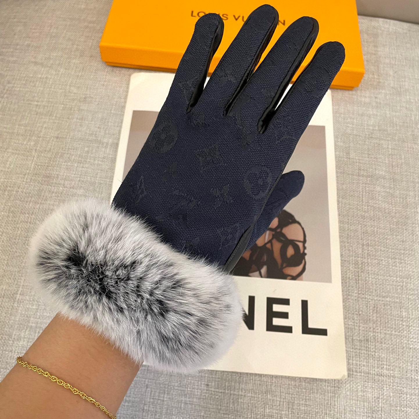 Louis Vuitton Gloves  - DesignerGu