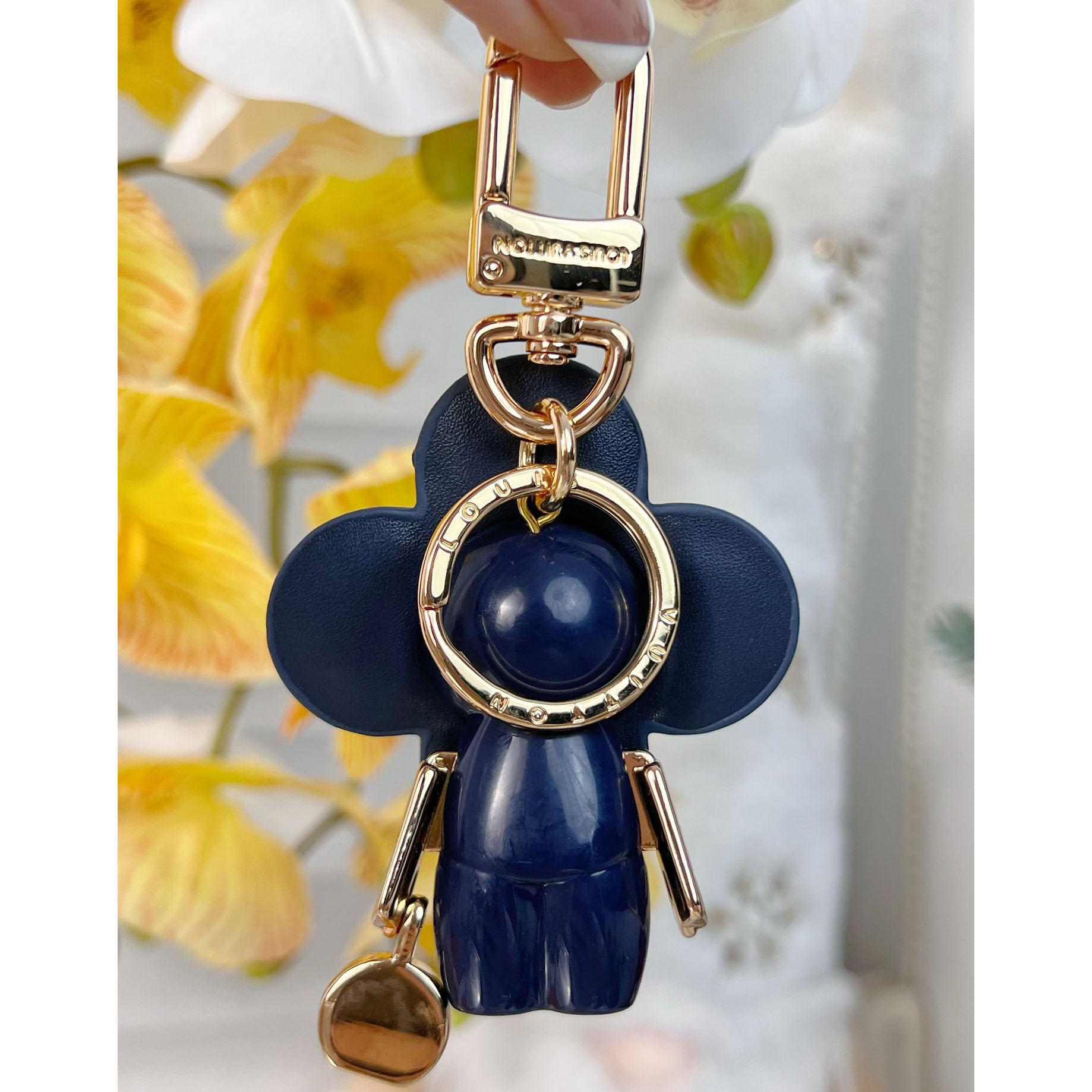 Louis Vuitton Nautical Vivienne Bag Charm   M01811 - DesignerGu