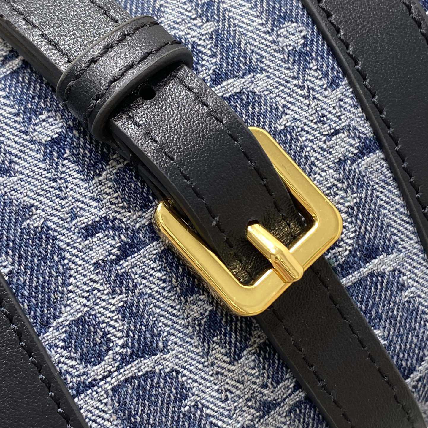 Dior Nano Dior Groove 17 Bag  - DesignerGu