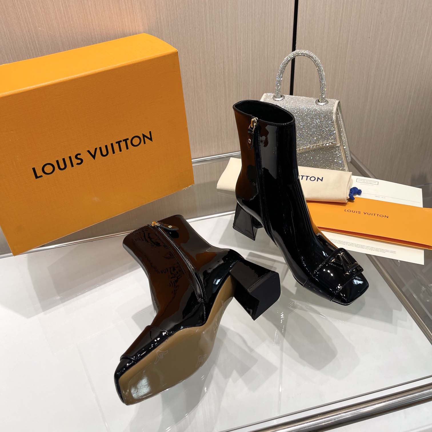 Louis Vuitton Shake Platform Ankle - DesignerGu