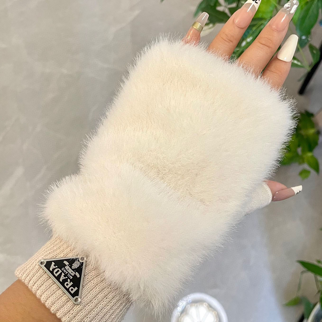 Prada Gloves  - DesignerGu