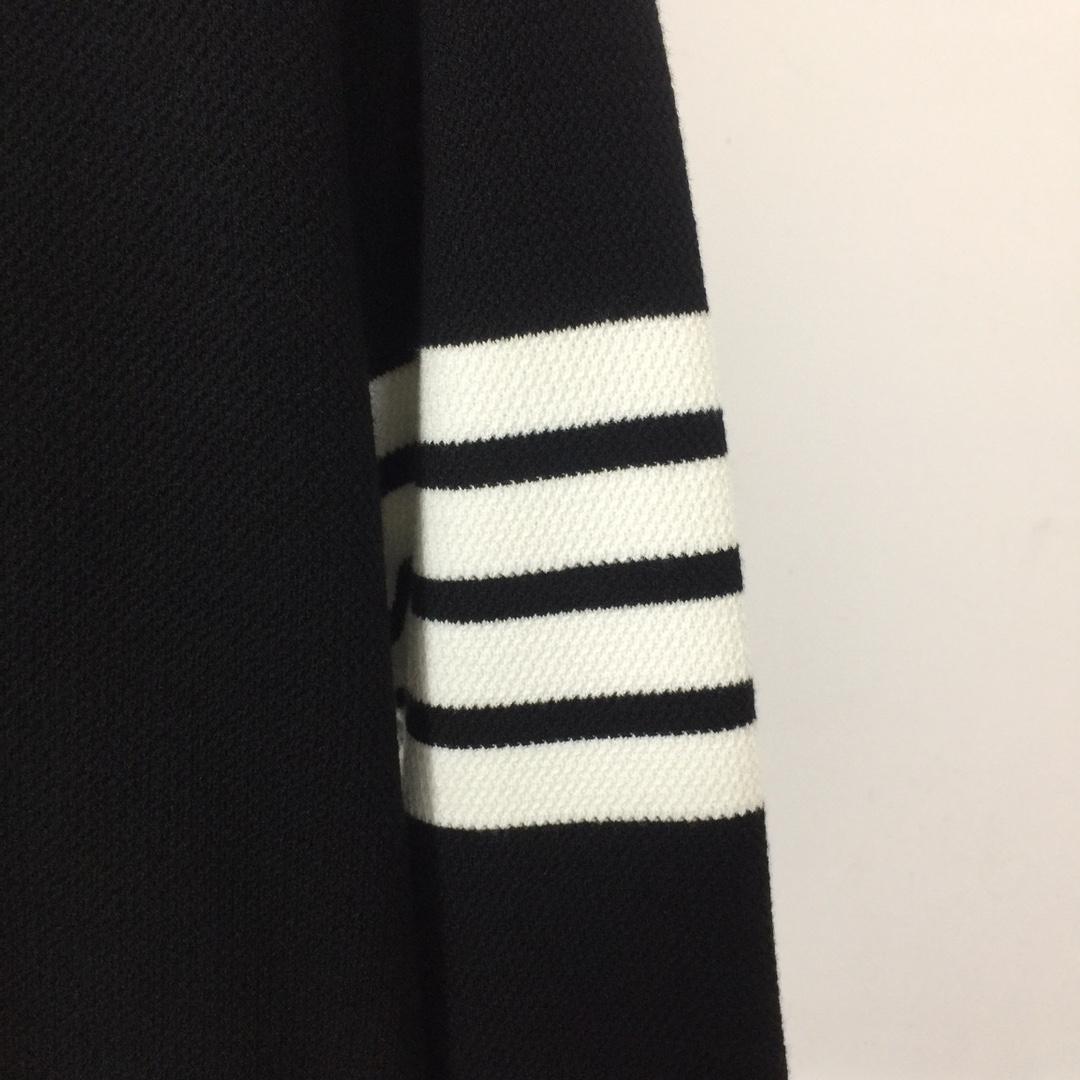 Thom Browne 4-Bar Knit Cardigan - DesignerGu