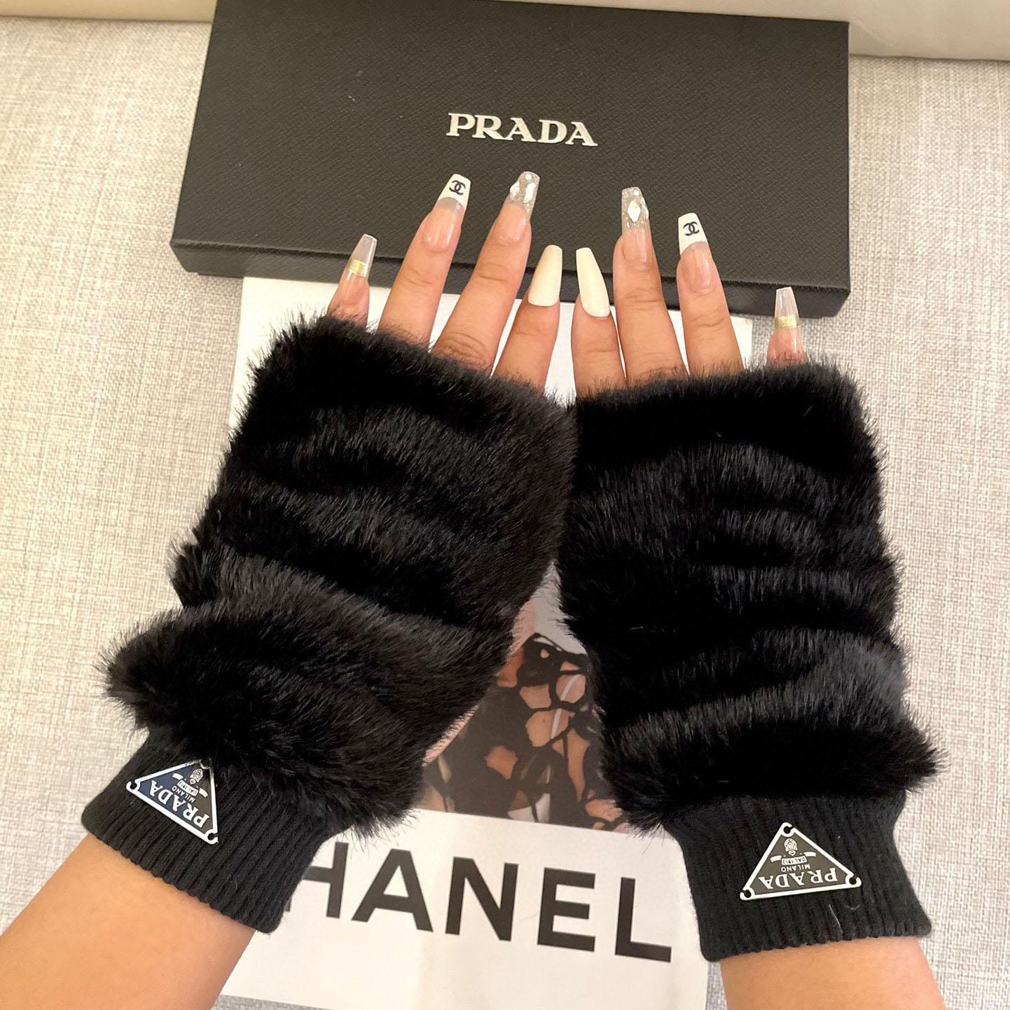 Prada Gloves  - DesignerGu