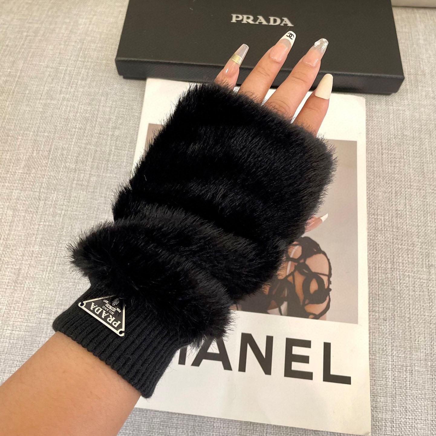 Prada Gloves  - DesignerGu