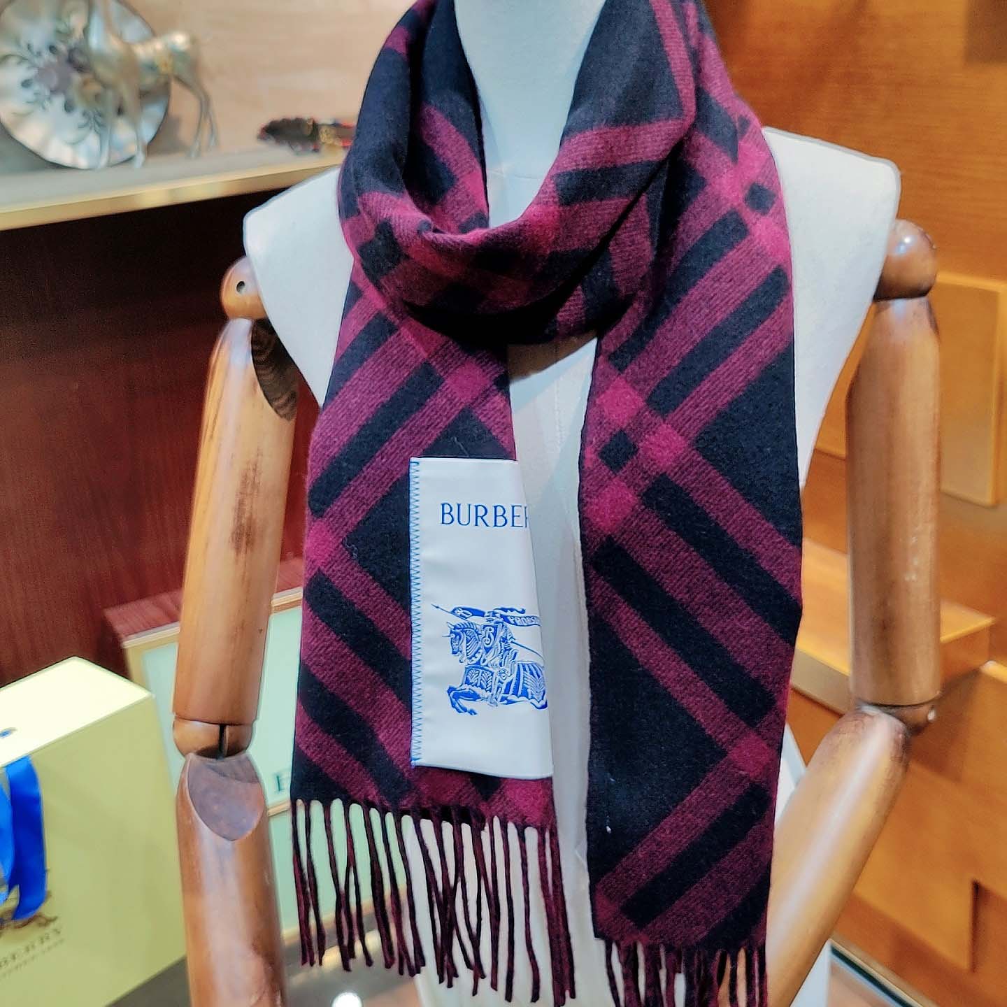 Burberry Check Cashmere Scarf - DesignerGu