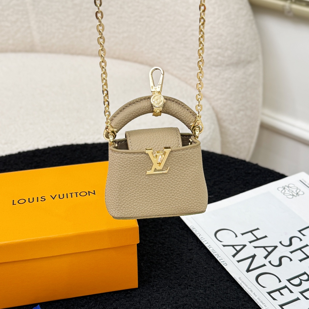 Louis Vuitton Micro Bag Capucines - DesignerGu