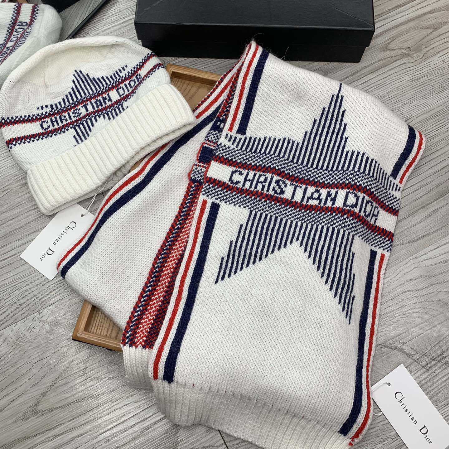 Dior Beanie And Scarf - DesignerGu