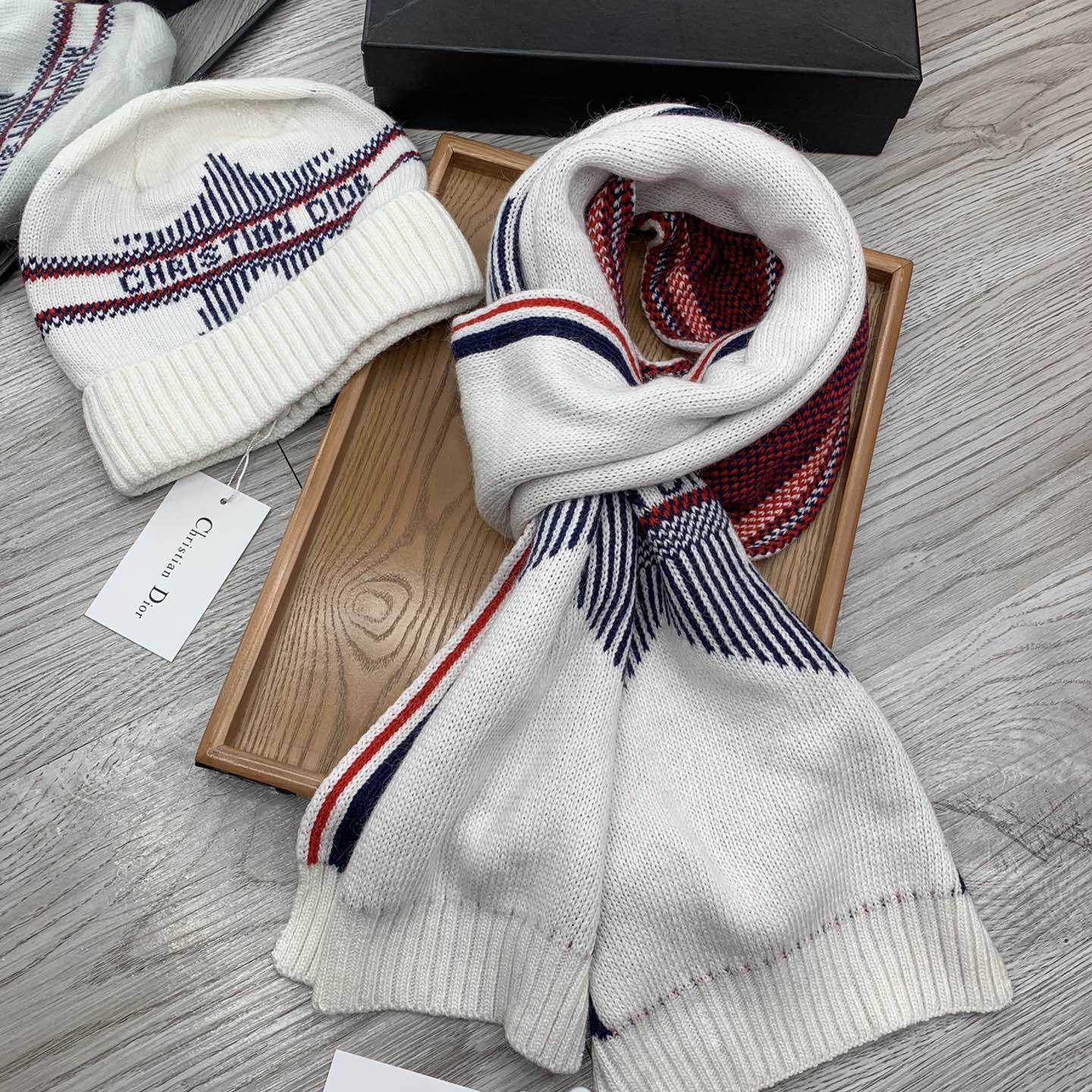 Dior Beanie And Scarf - DesignerGu