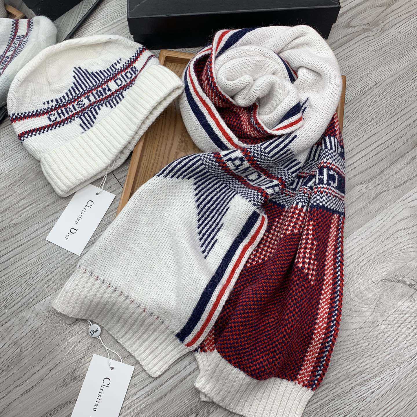 Dior Beanie And Scarf - DesignerGu