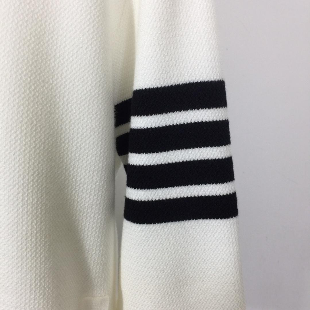 Thom Browne 4-Bar Knit Cardigan - DesignerGu