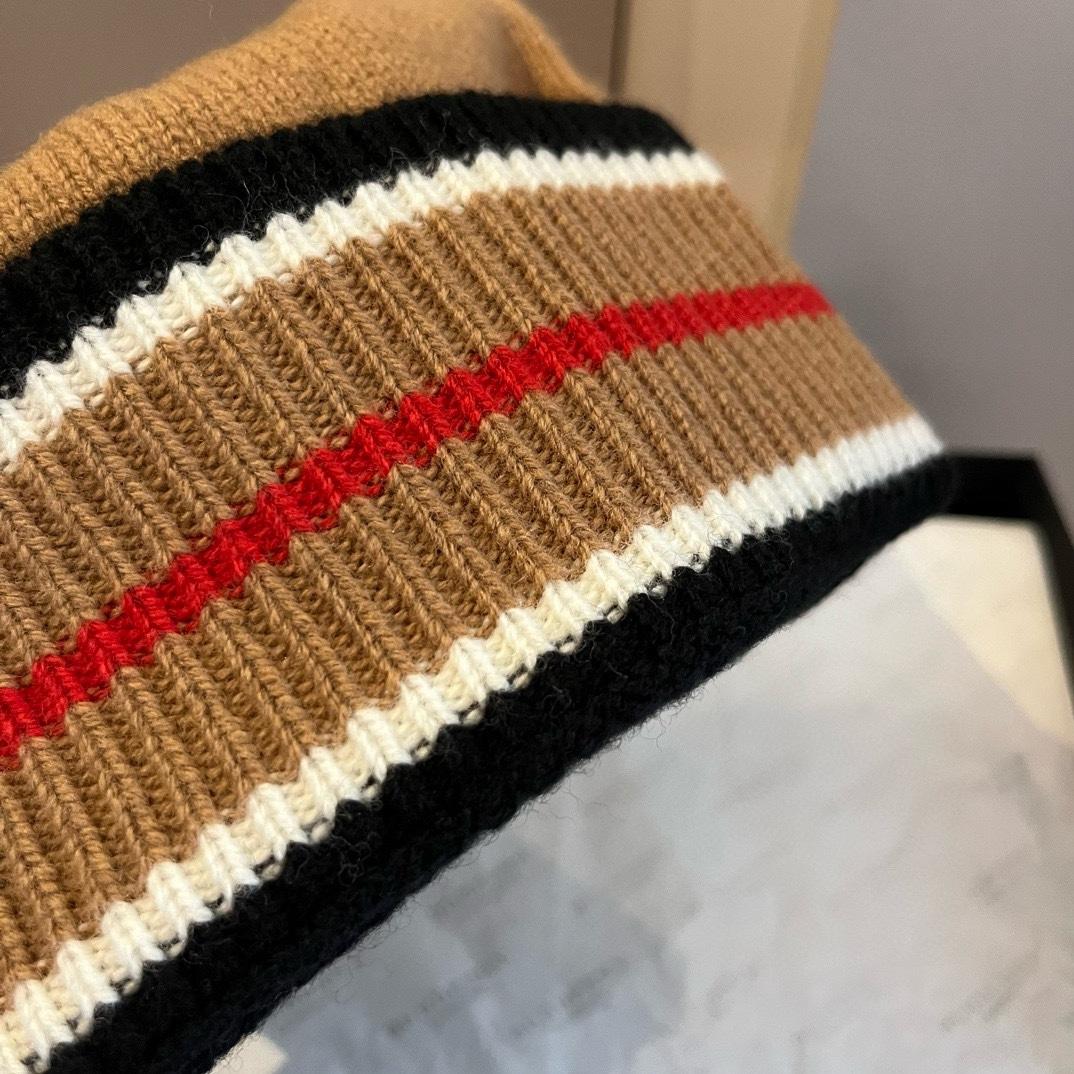 Burberry Beanie - DesignerGu