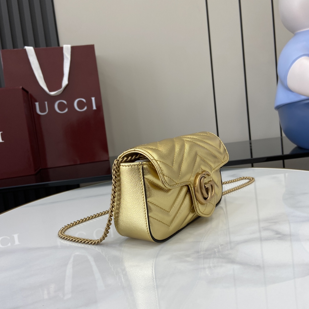 Gucci GG Marmont Super Mini Bag - DesignerGu