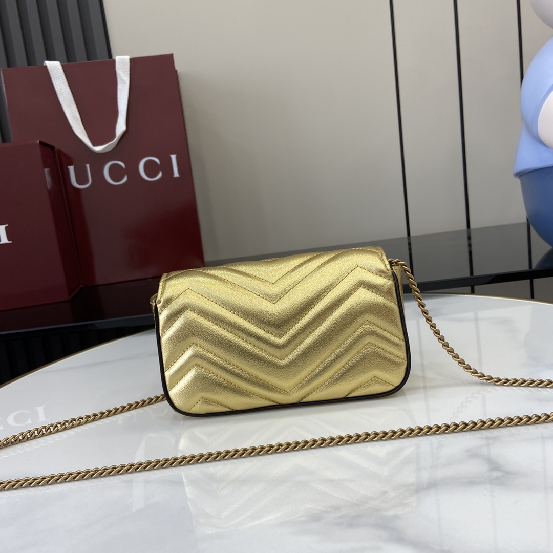 Gucci GG Marmont Super Mini Bag - DesignerGu