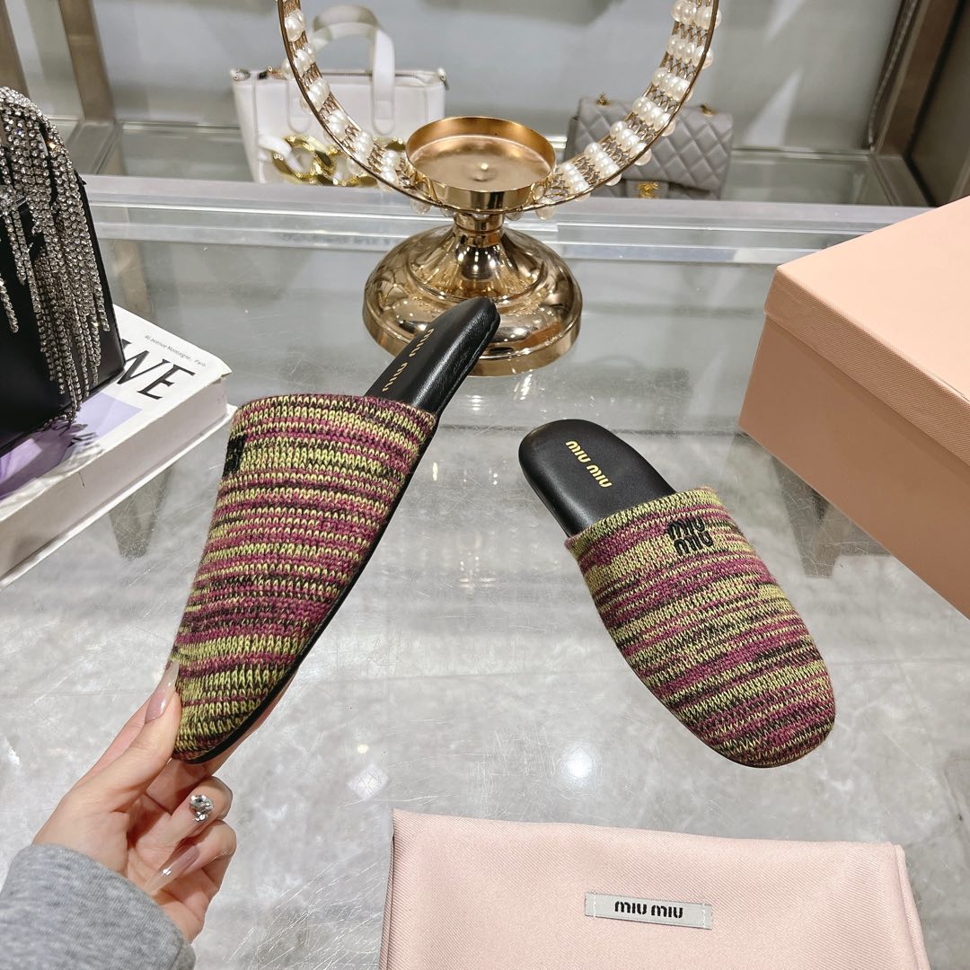 Miu Miu Wool slippers - DesignerGu