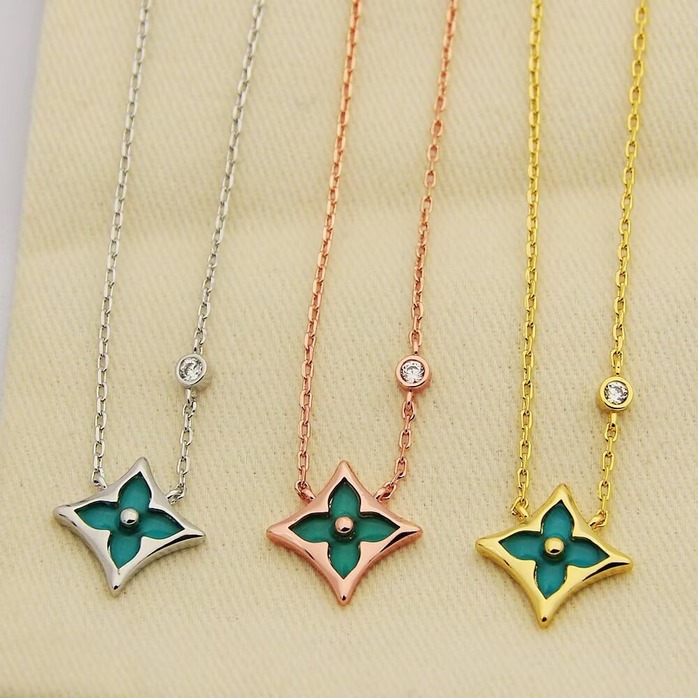 Louis Vuitton Color Blossom BB Star Pendant - DesignerGu