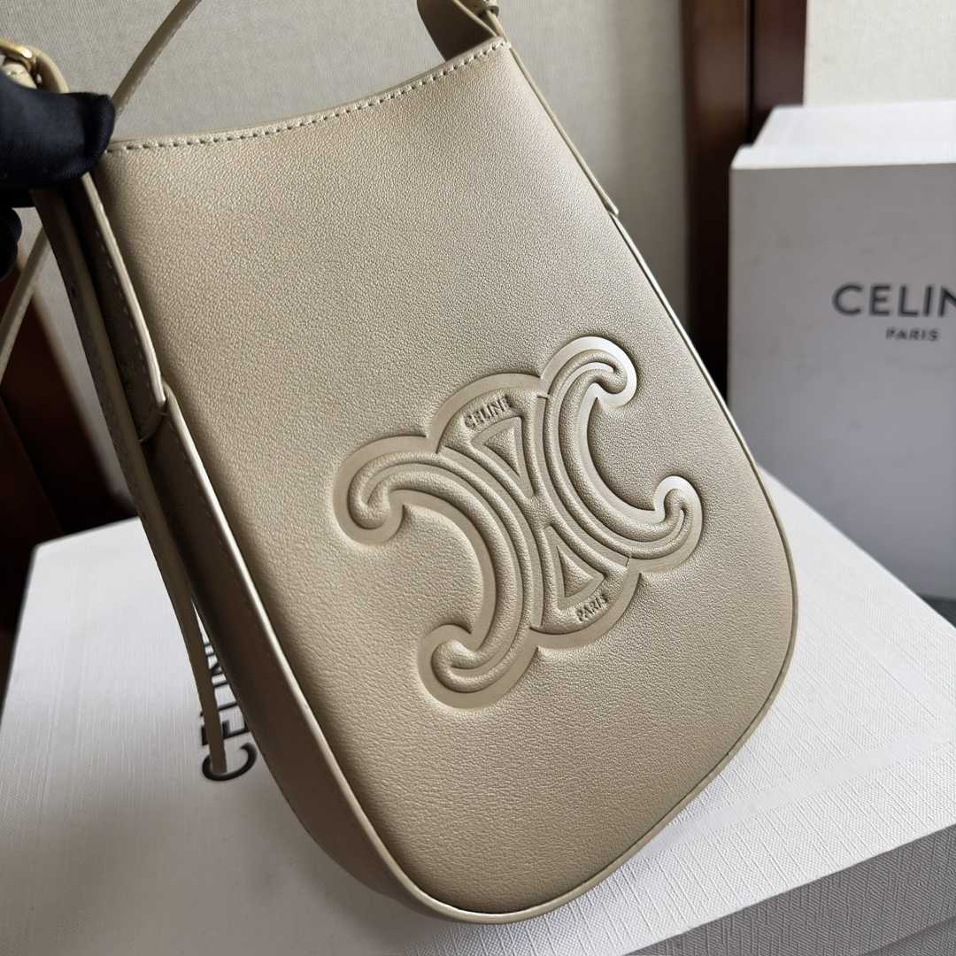 Celine Phone Pouch Heloise In Supple Calfskin - DesignerGu