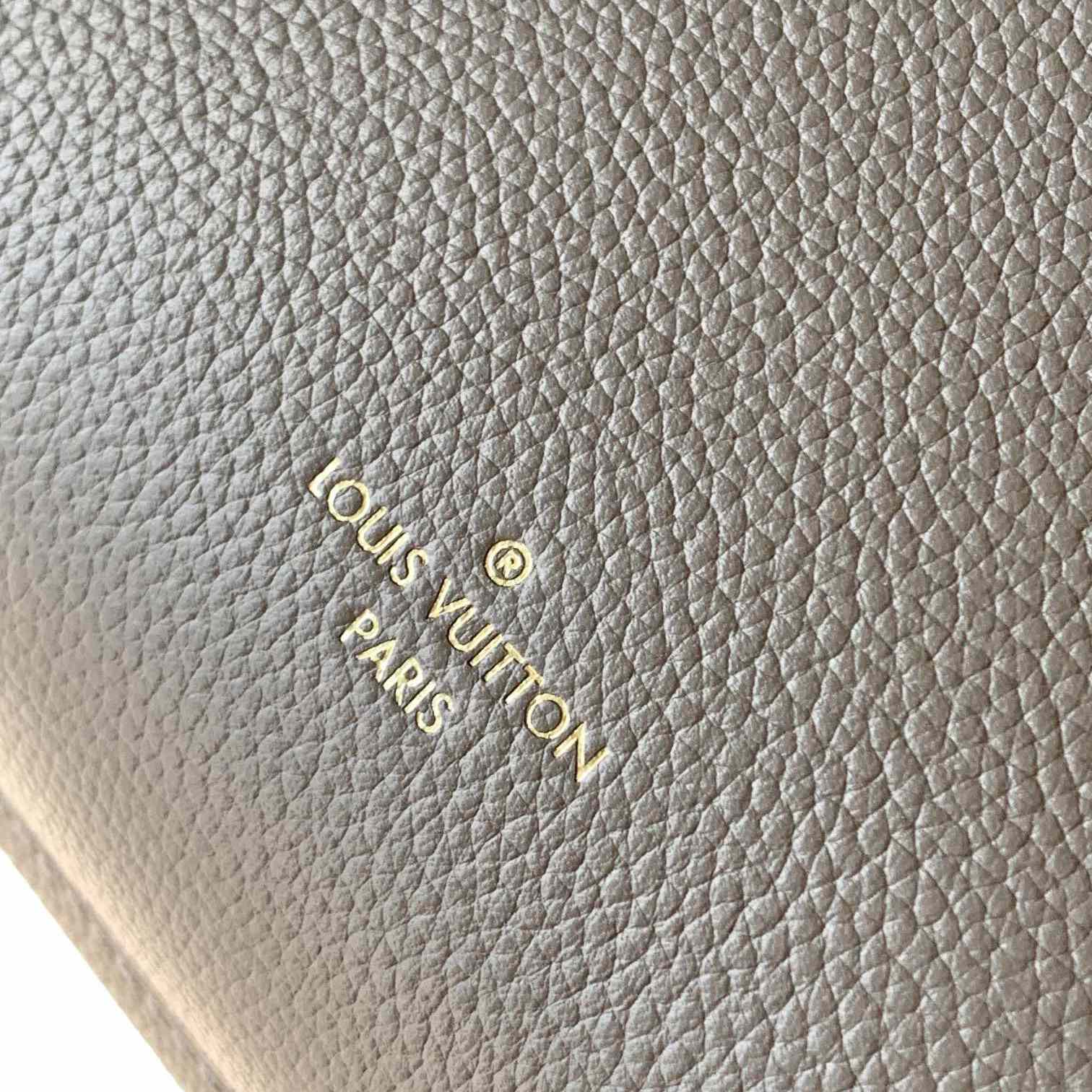 Louis Vuitton Side Trunk MM   M25072 - DesignerGu