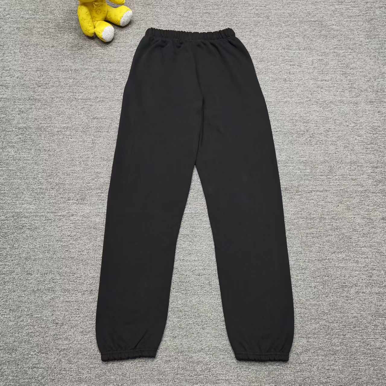 Fear of God Essentials Sweatpants - DesignerGu