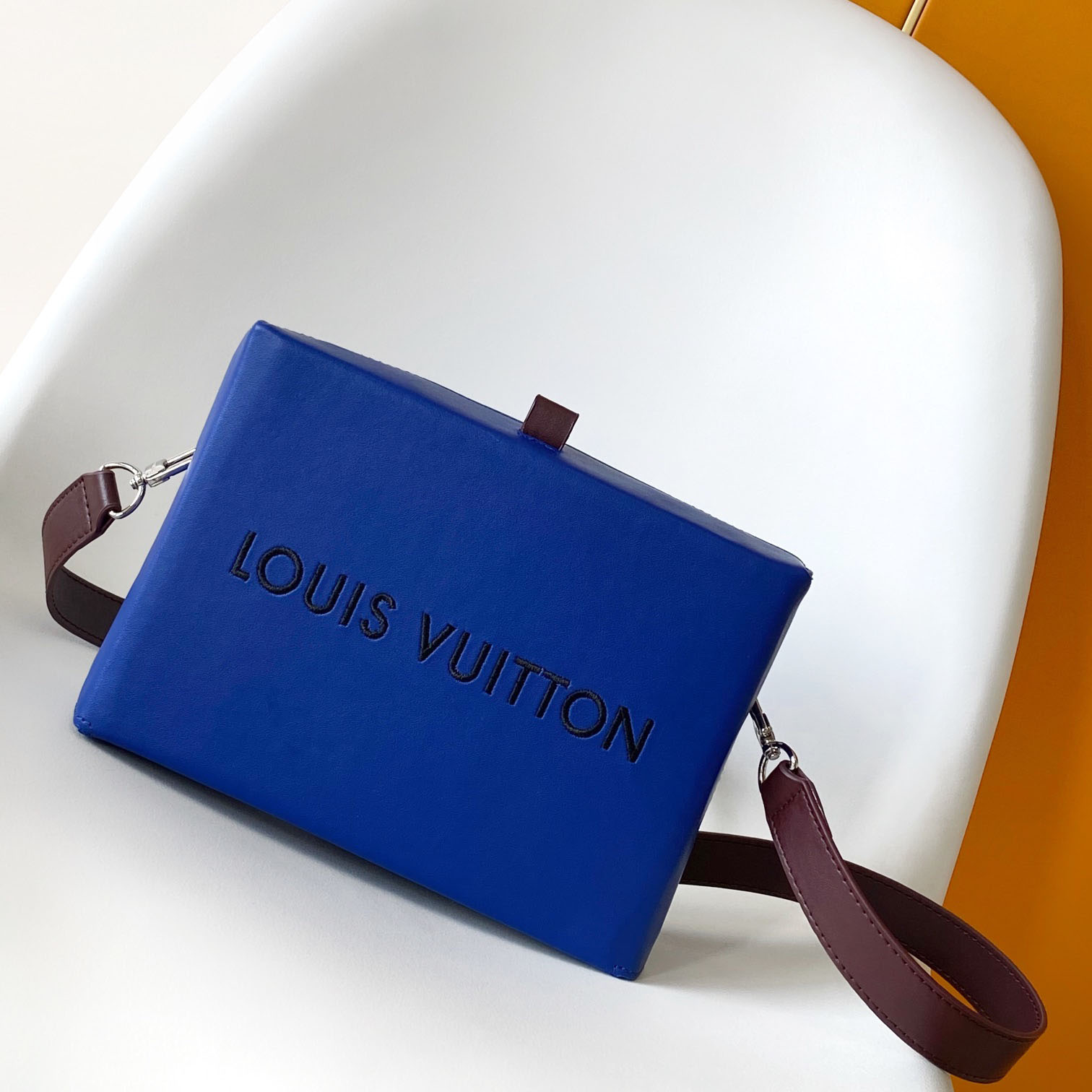 Louis Vuitton Shopper Clutch  M14028 - DesignerGu