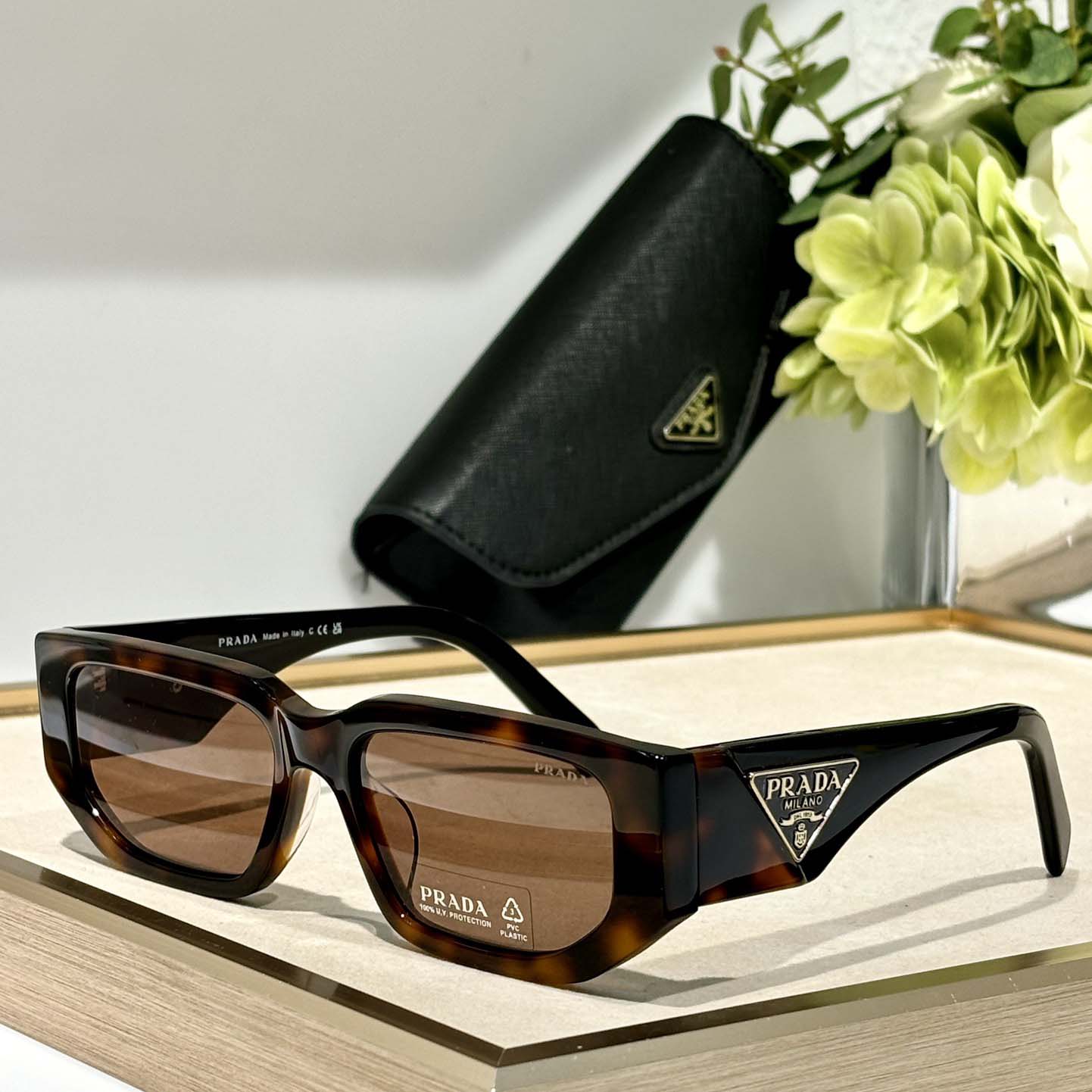 Prada SPR09Z Sunglasses   - DesignerGu