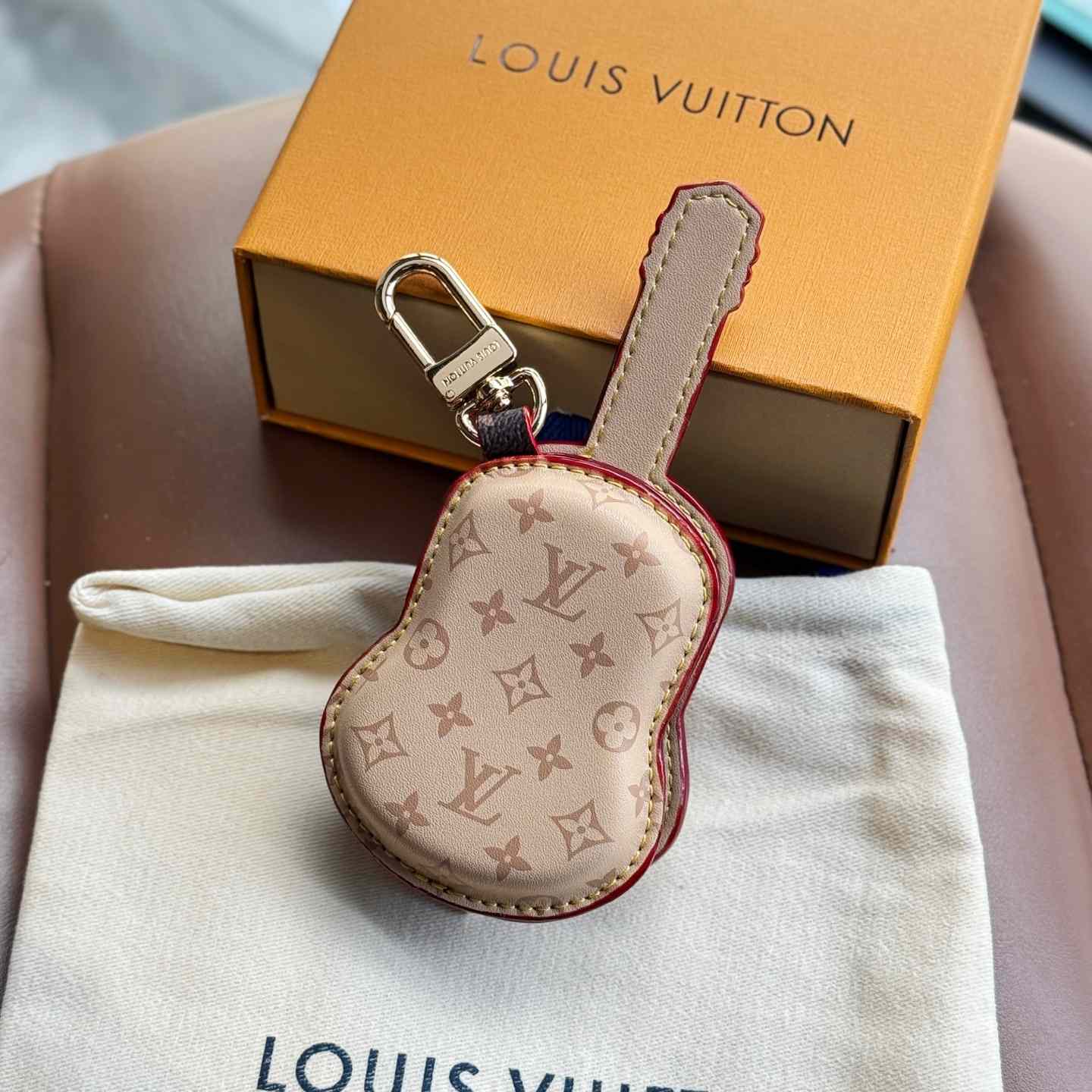 Louis Vuitton Guitar Pouch Bag Charm   M02032 - DesignerGu