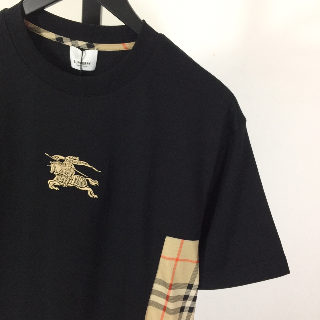 Burberry Cotton T-shirt - DesignerGu