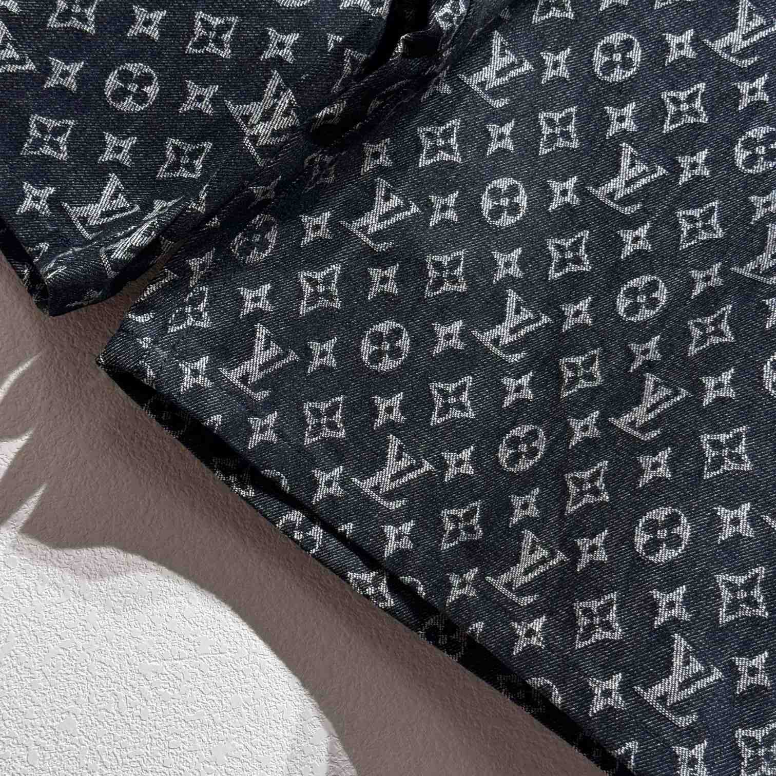 Louis Vuitton Monogram  Shorts - DesignerGu