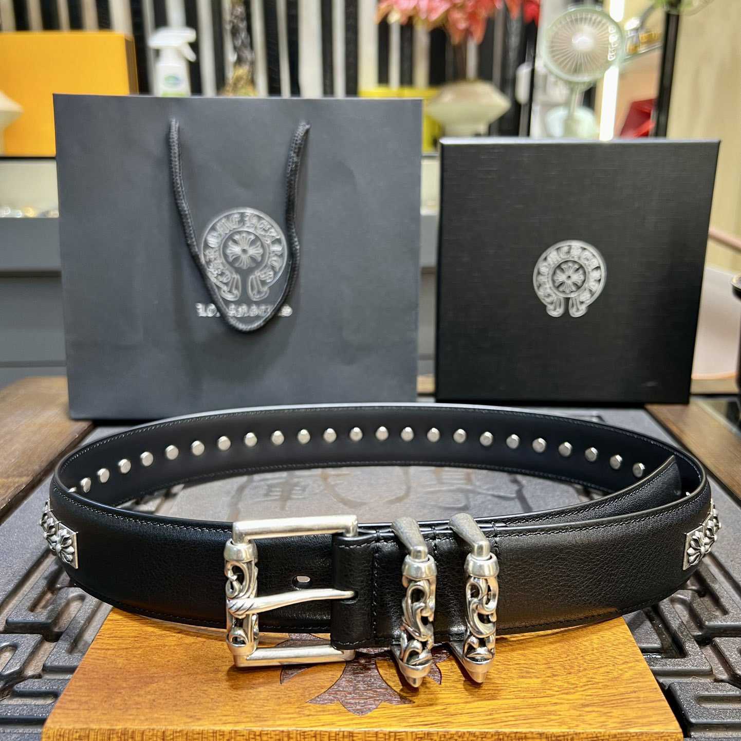 Chrome Hearts Retro Punk Rock Genuine Leather Belt   38MM - DesignerGu