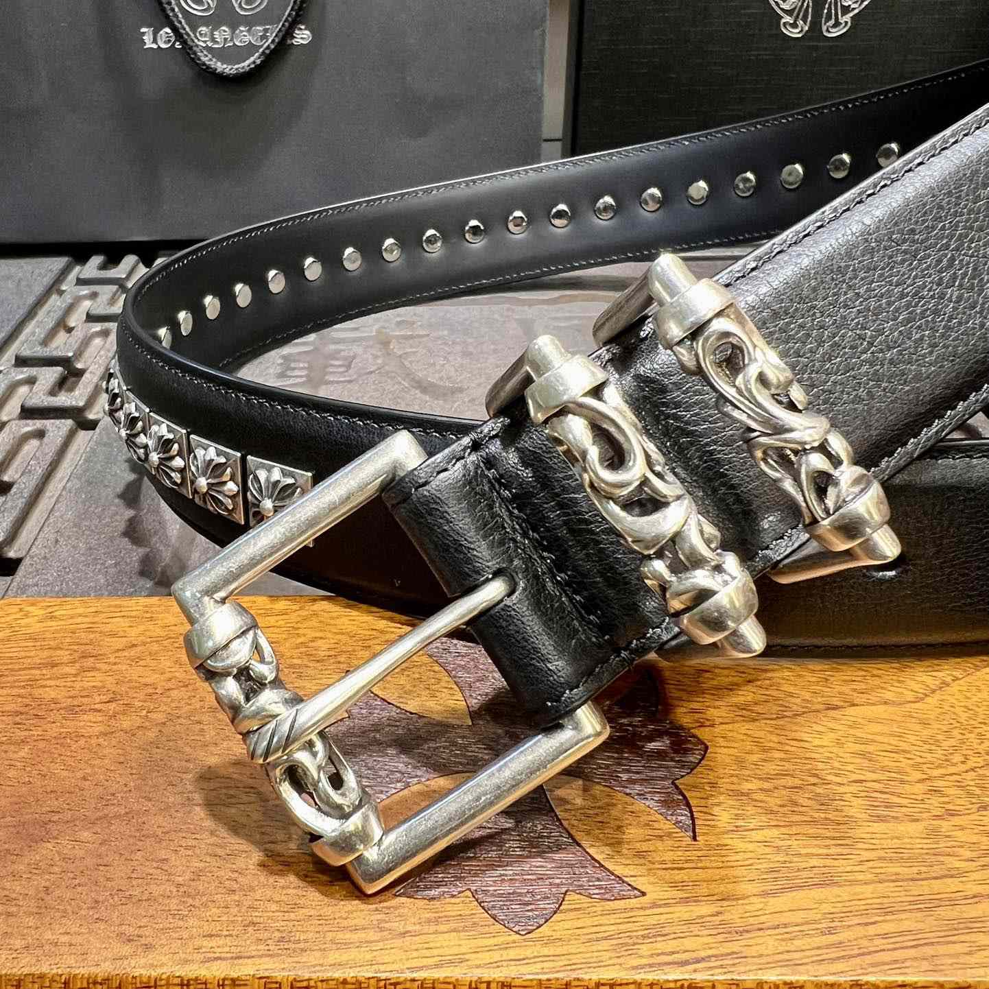 Chrome Hearts Retro Punk Rock Genuine Leather Belt   38MM - DesignerGu